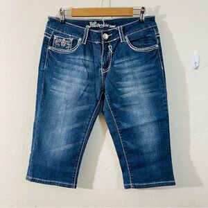 Miss Chic Jeans Mid Rise Capris Jeans Size 11 Blue Pockets Stylish Embellished